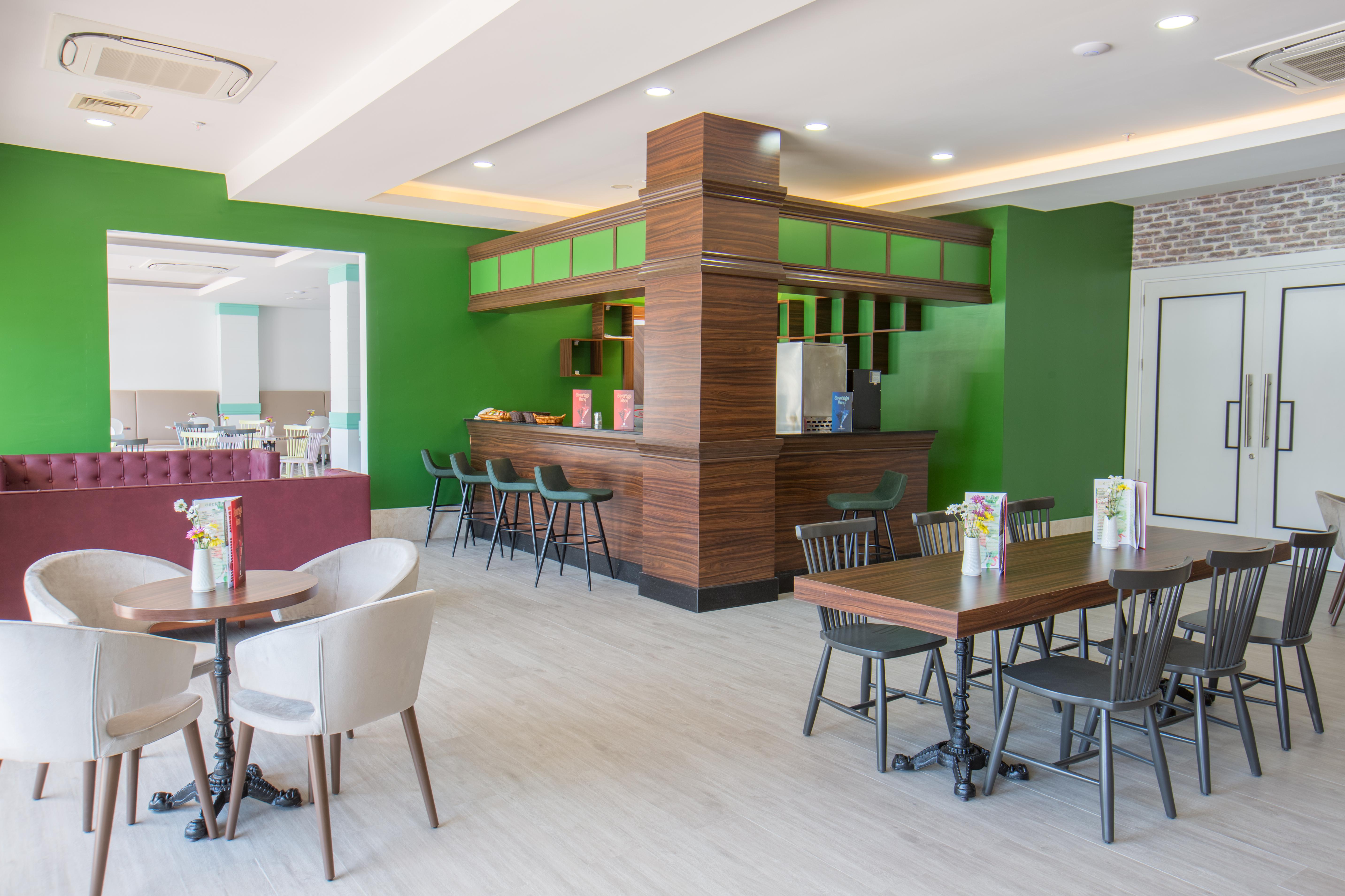 AQUAMARIN SIDE RESORT & SPA — SIDE