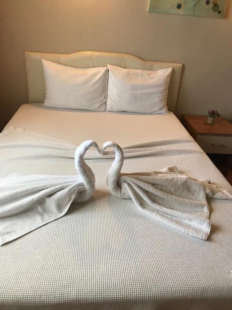 OTEL NESE — CESME