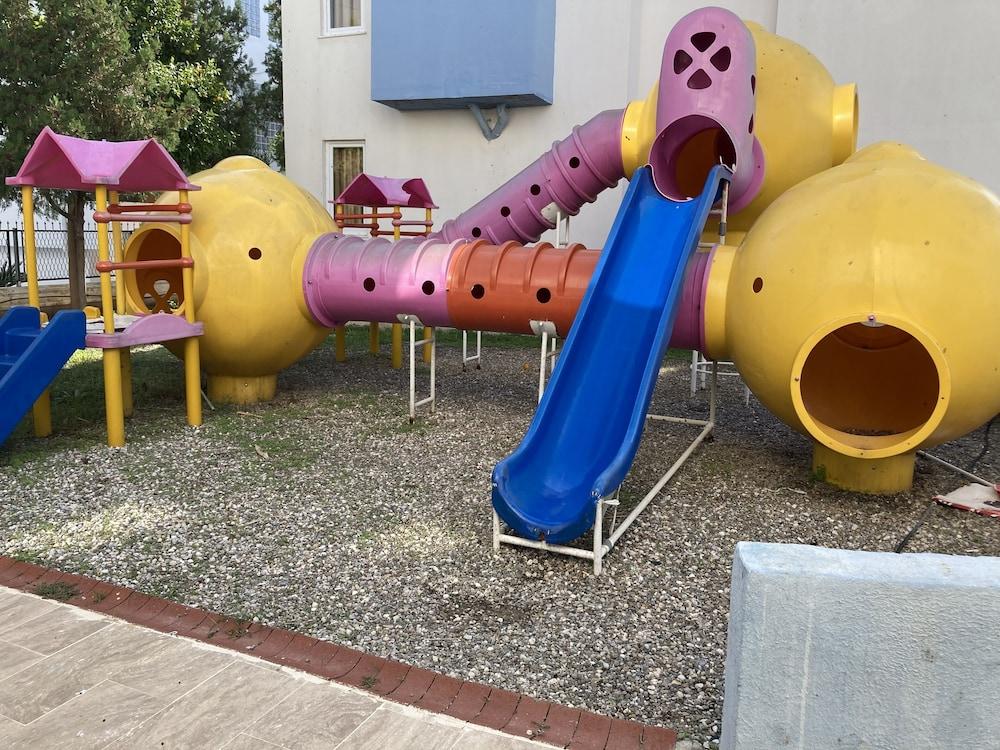 POPULAR 1 BED APART HOME IN CENTRAL SIDE WITH MANY ON SITE AMENITIES FACILITIES — SIDE — фотография отеля №21