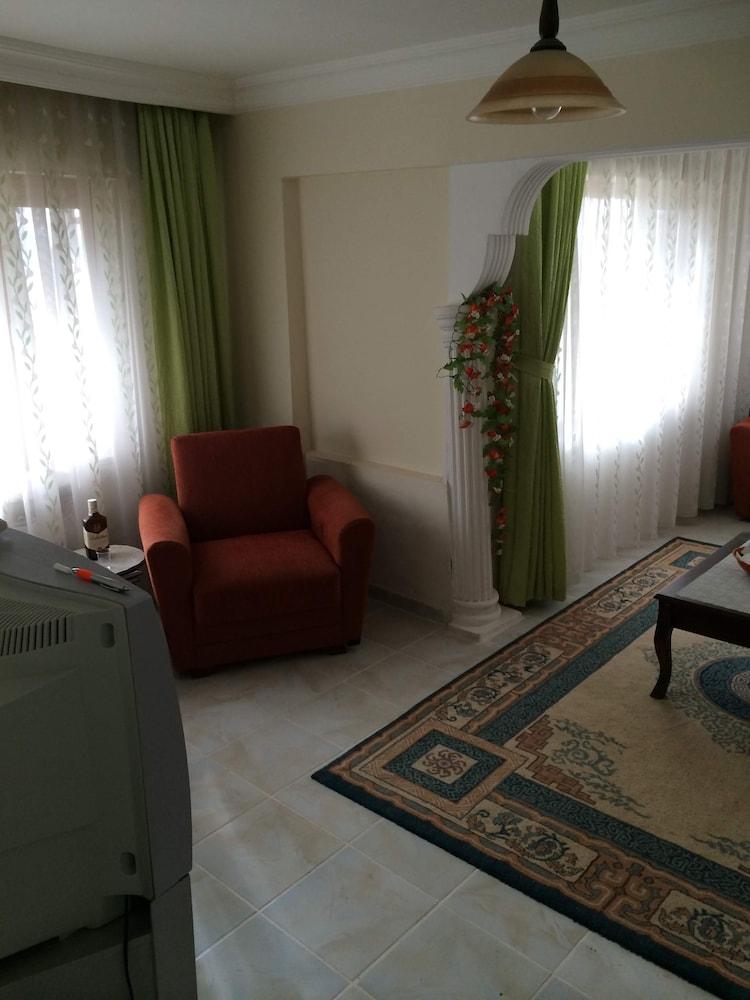 DELIGHTFUL APARTMENT SLEEPS 8 GREAT LOCATION — DIDIM — fotografie hotel nr. 8
