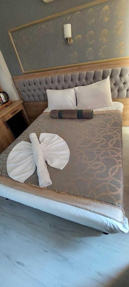 PARIS HOTEL CAFE RESTAURANT — ISTANBUL — fotografie hotel nr. 27
