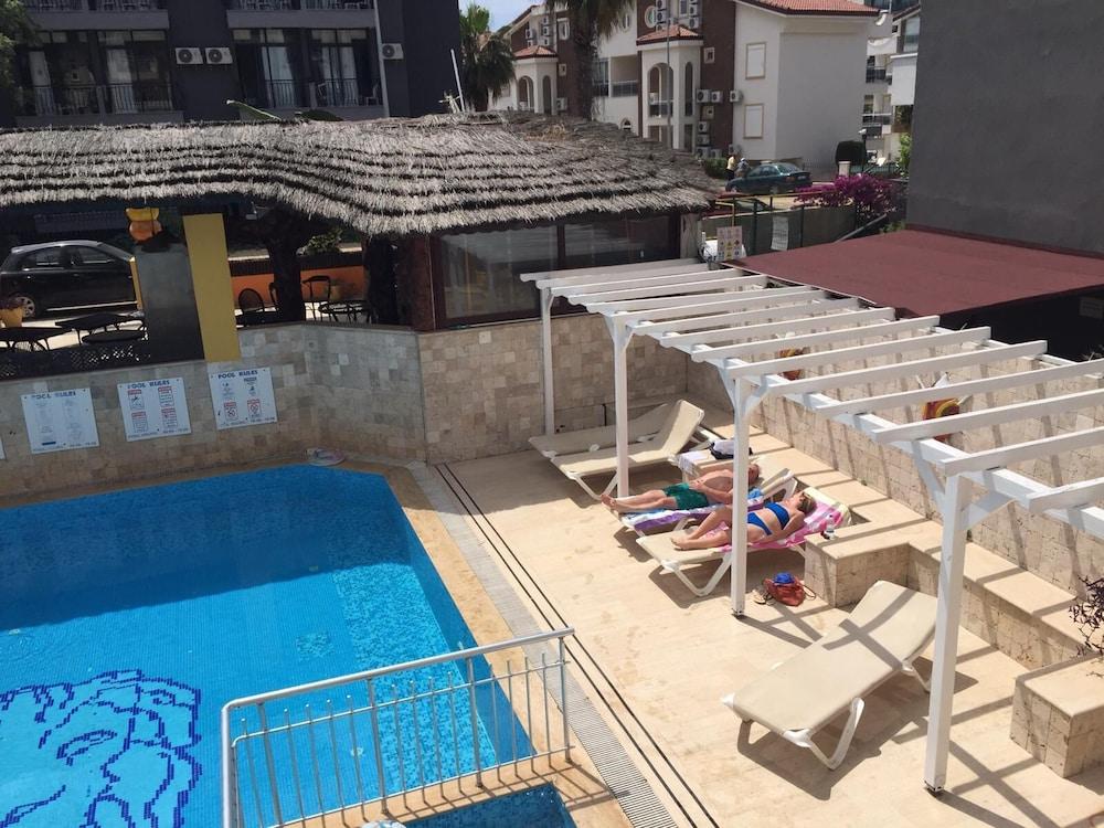 SAFARI SUIT HOTEL — SIDE — фотография отеля №31