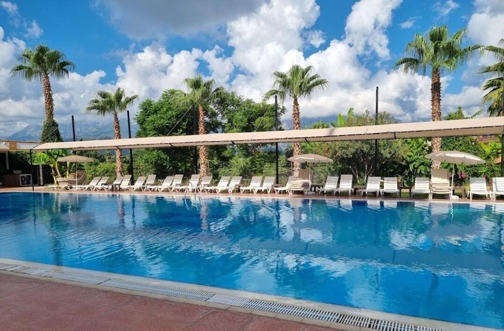 AWARE RESORT HOTEL SPA — KIRIS — fotografie hotel nr. 4