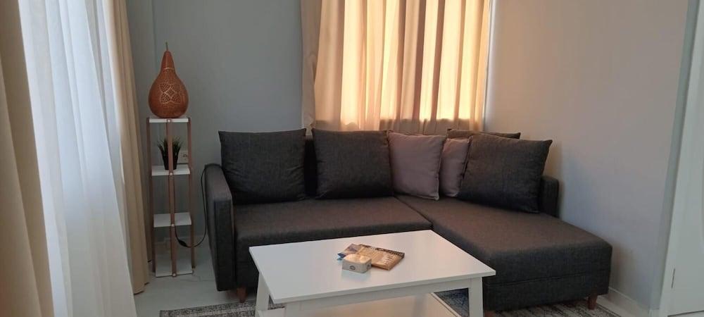 COZY FLAT W BALCONY 5 MIN TO BEACH IN ALANYA — ALANYA — fotografie hotel nr. 2