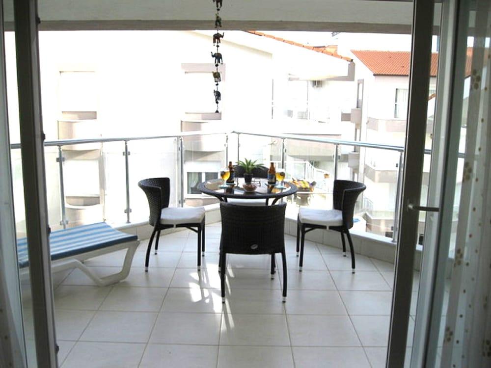 SPACIOUS 2 BED 2 BATH HOME IN ONE OF SIDES MOST POPULAR COMMUNITIES — SIDE — фотография отеля №33