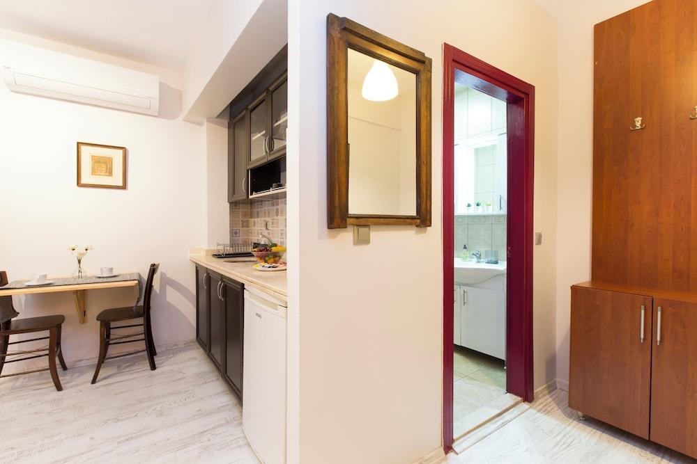 ISTANBUL APARTMENTS ISTIKLAL — ISTANBUL — фотография отеля №8