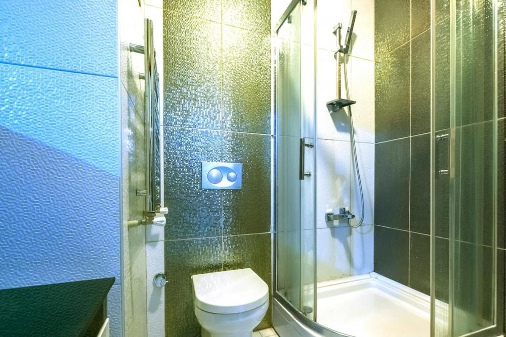 COMFORTABLE FLAT WITH CENTRAL LOCATION IN USKUDAR — ISTANBUL — fotografie hotel nr. 15