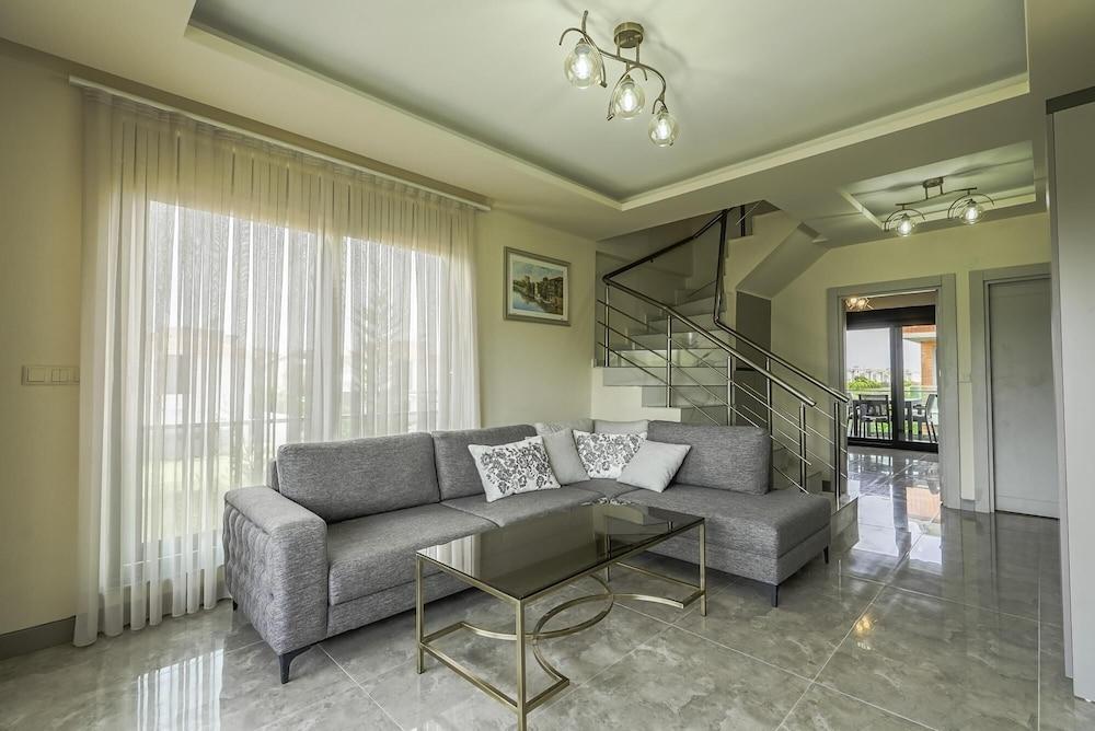 FLAT W SHARED POOL AND BALCONY 8 MIN TO BEACH — BELEK — фотография отеля №7