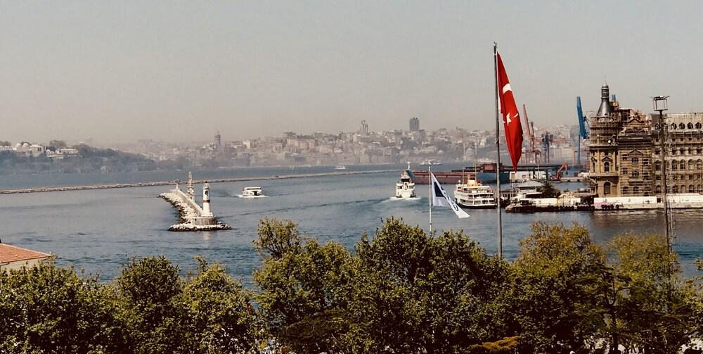 FLAT BOSPHORUS VIEW KADIKOY ISTANBUL — ISTANBUL — fotografie hotel nr. 3