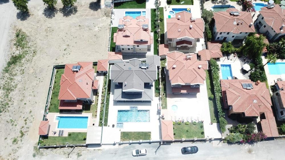 STUNNING 4-BED VILLA GREY 4 BEDROOMS PRIVATE POOL — DALYAN — фотография отеля №19