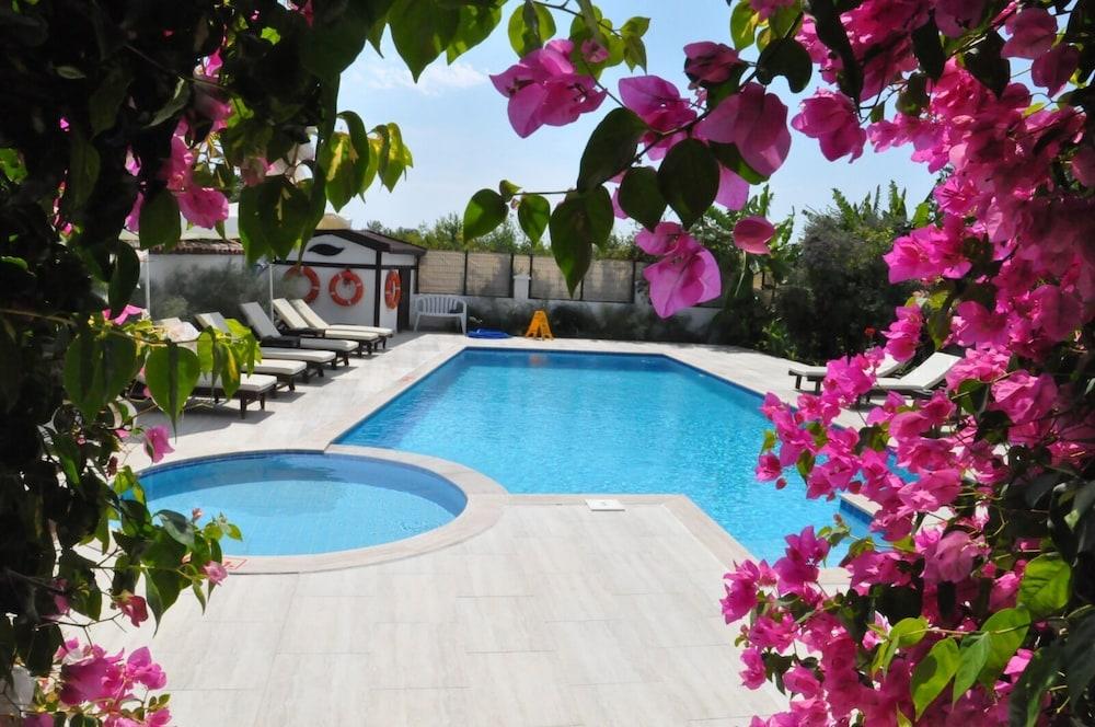BEAUTIFUL 4-BED VILLA PRIVATE POOLS — DALYAN — fotografie hotel nr. 21