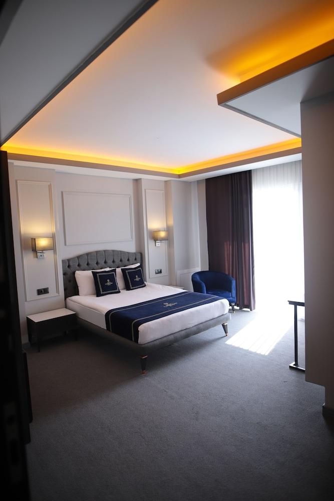 GRAND CAKIROGLU HOTEL — AKSARAY