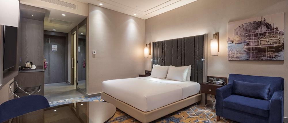 HILTON ISTANBUL BAKIRKOY — ISTANBUL — фотография отеля №2