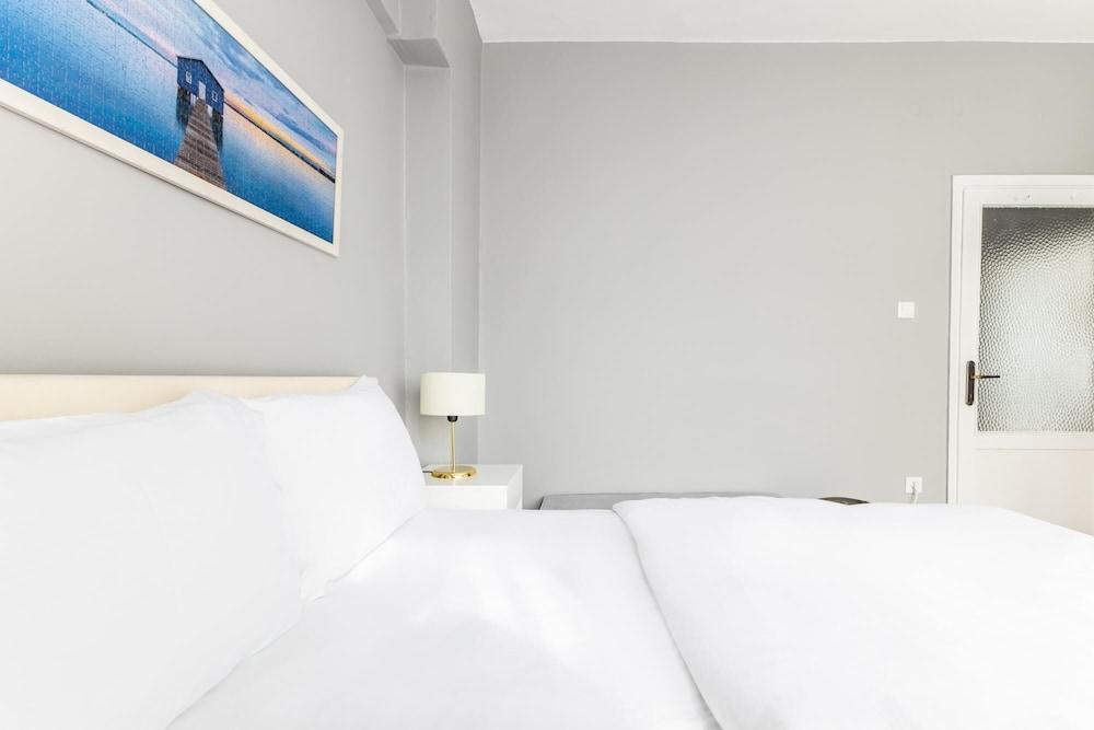 MODERN STYLISH COZY FLAT IN THE HEART OF KADIKOY — ISTANBUL — фотография отеля №7