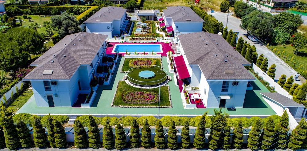 VELA GARDEN RESORT — CESME