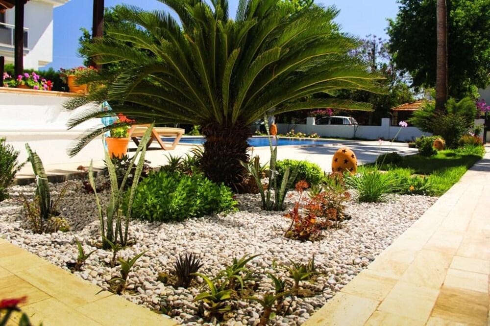 IMMACULATE 3-BED VILLA NEST DALYAN — DALYAN — фотография отеля №12