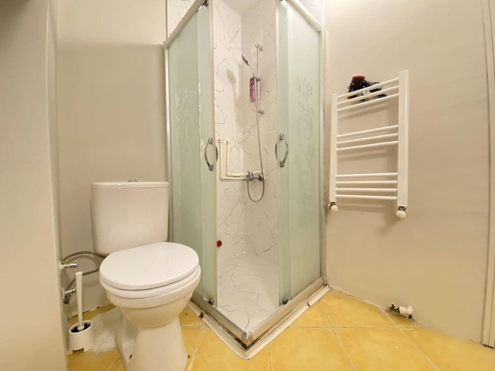 COZY AND CLASSY FLAT NEAR TAKSIM SQUARE IN BEYOGLU — ISTANBUL — fotografie hotel nr. 29