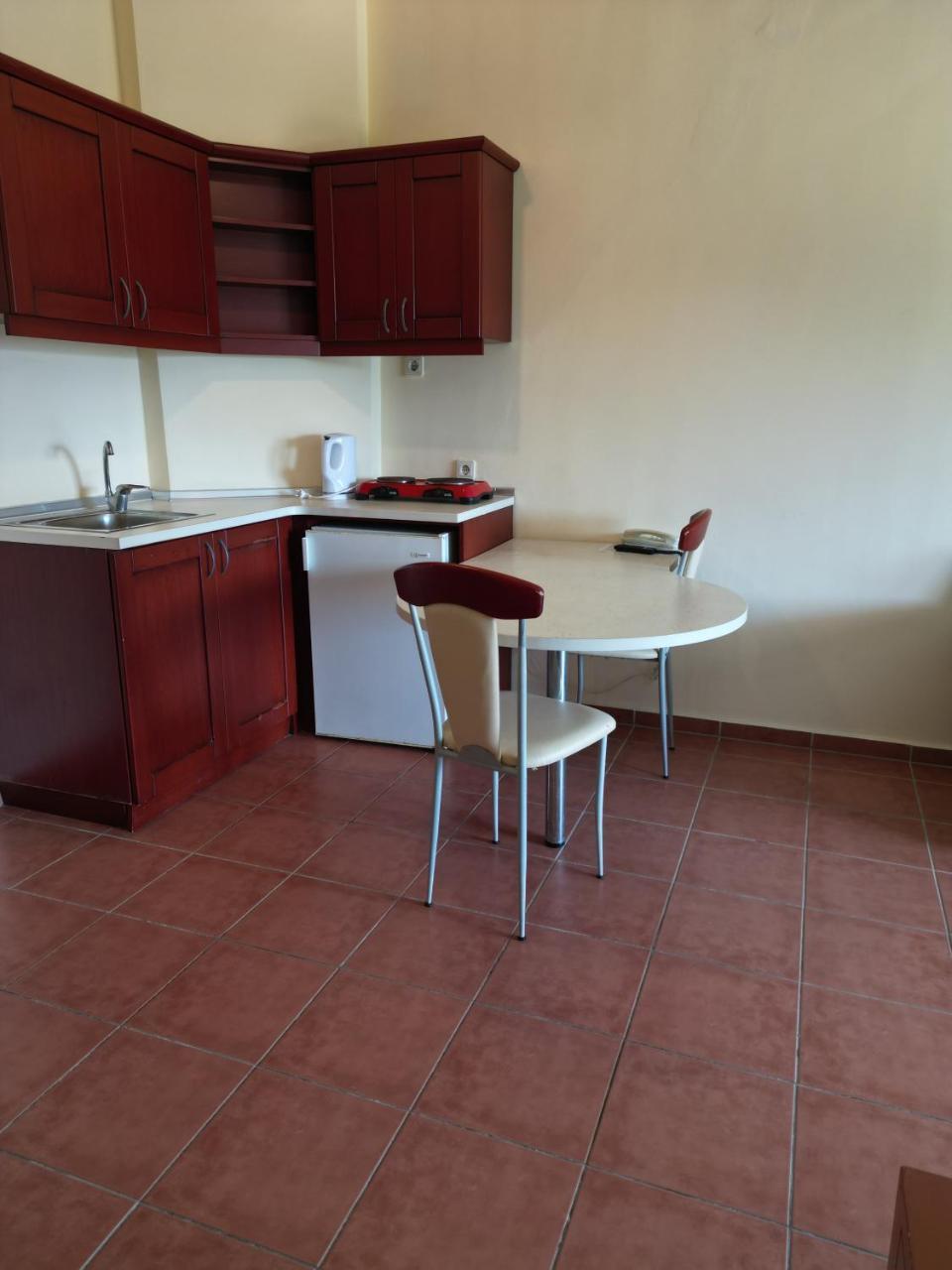LEMAS SUITE HOTEL — SIDE — фотография отеля №33