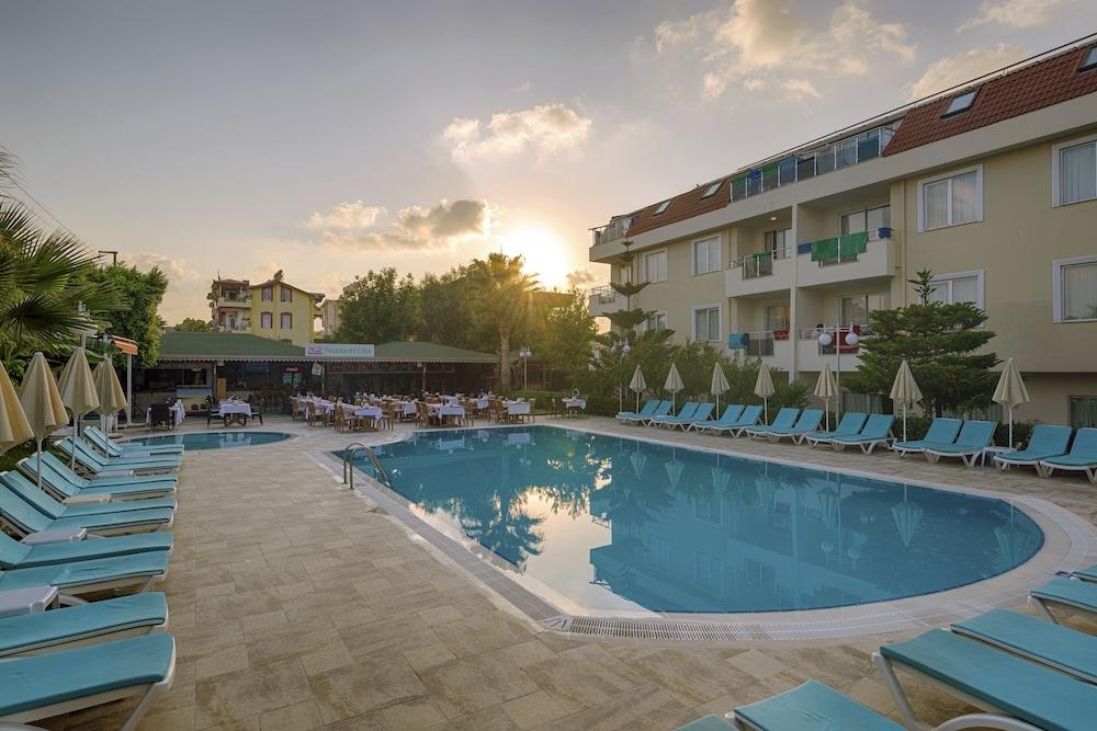 AKALIA SUITE HOTEL & SPA — SIDE