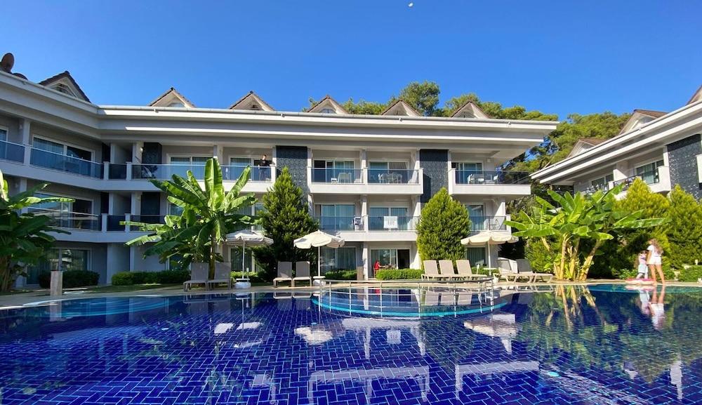 TRUEMAR HOTELS & SUITES — KEMER