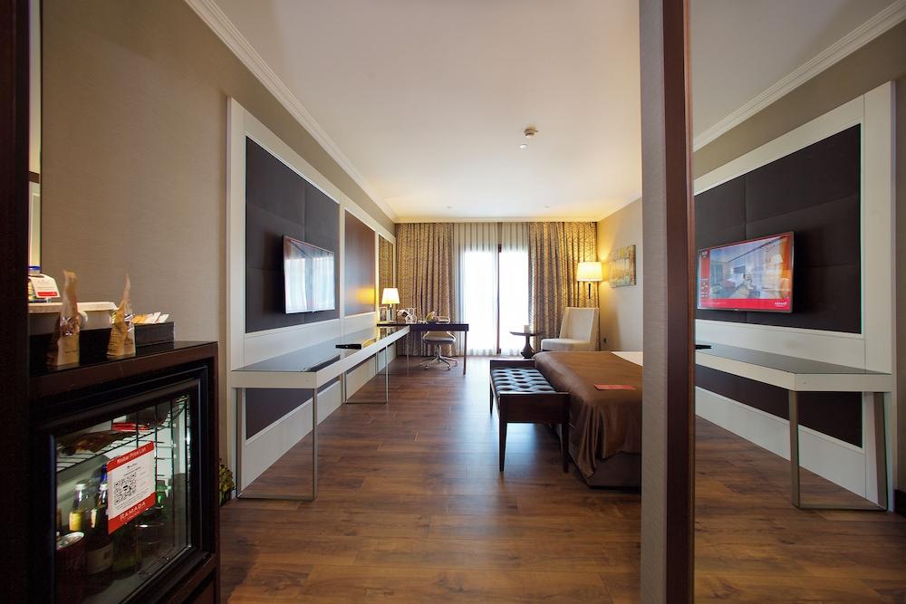 RAMADA HOTEL & SUITES BY WYNDHAM ISTANBUL MERTER — ISTANBUL — фотография отеля №9