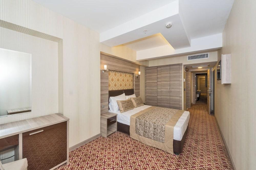 MATIAT HOTEL — ISTANBUL