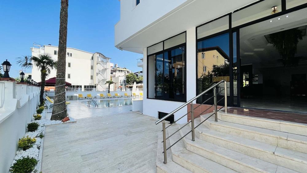 AKAR PALACE RESORT HOTEL — BELDIBI — fotografie hotel nr. 12