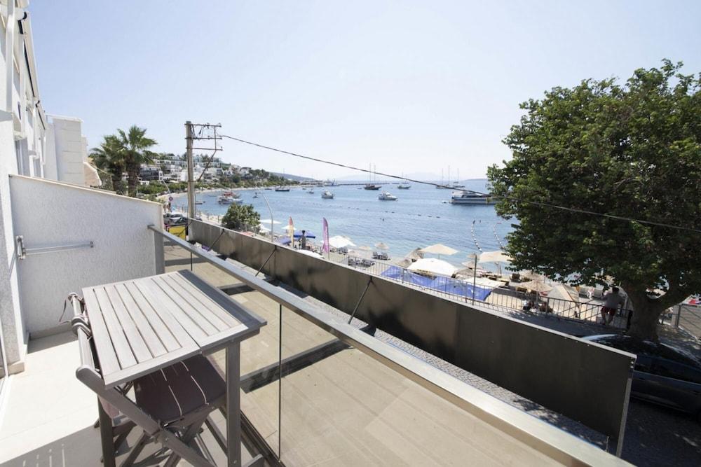SEAFRONT FLAT WITH BREATHTAKING SEA VIEW IN BODRUM — BODRUM — fotografie hotel nr. 13