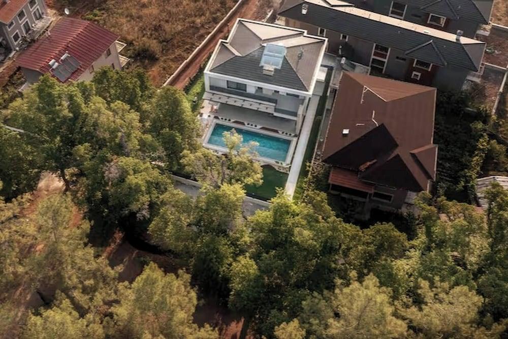 SPACIOUS 4BR VILLA PERFECT FOR FAMILIES & FRIENDS — MARMARIS — fotografie hotel nr. 27