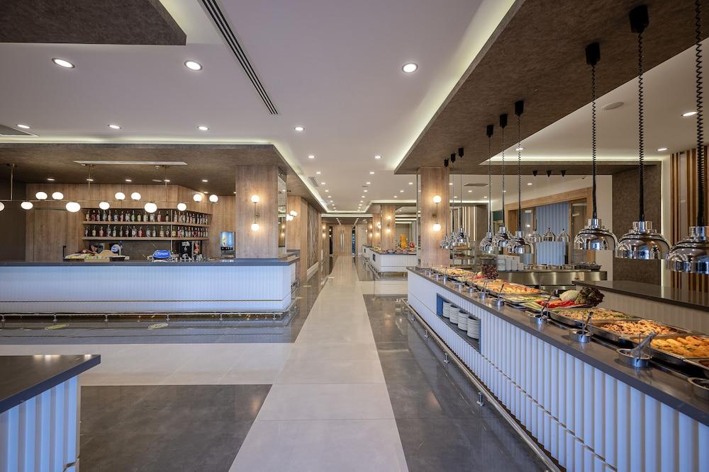 LOCEANICA BEACH RESORT HOTEL — CAMYUVA — фотография отеля №27