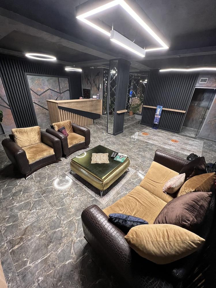 ORANGE AIRPORT HOSTEL — ISTANBUL
