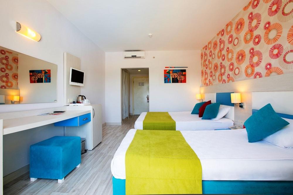 RAMADA RESORT BY WYNDHAM SIDE — SIDE — fotografie hotel nr. 5