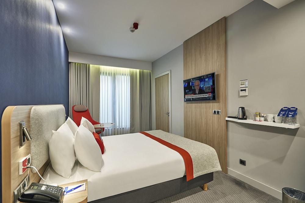 HOLIDAY INN EXPRESS ISTANBUL - ATAKOY METRO — ISTANBUL — фотография отеля №14
