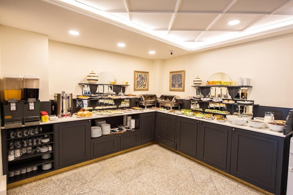 ROYAL BOSPHORUS HOTEL — ISTANBUL — фотография отеля №27