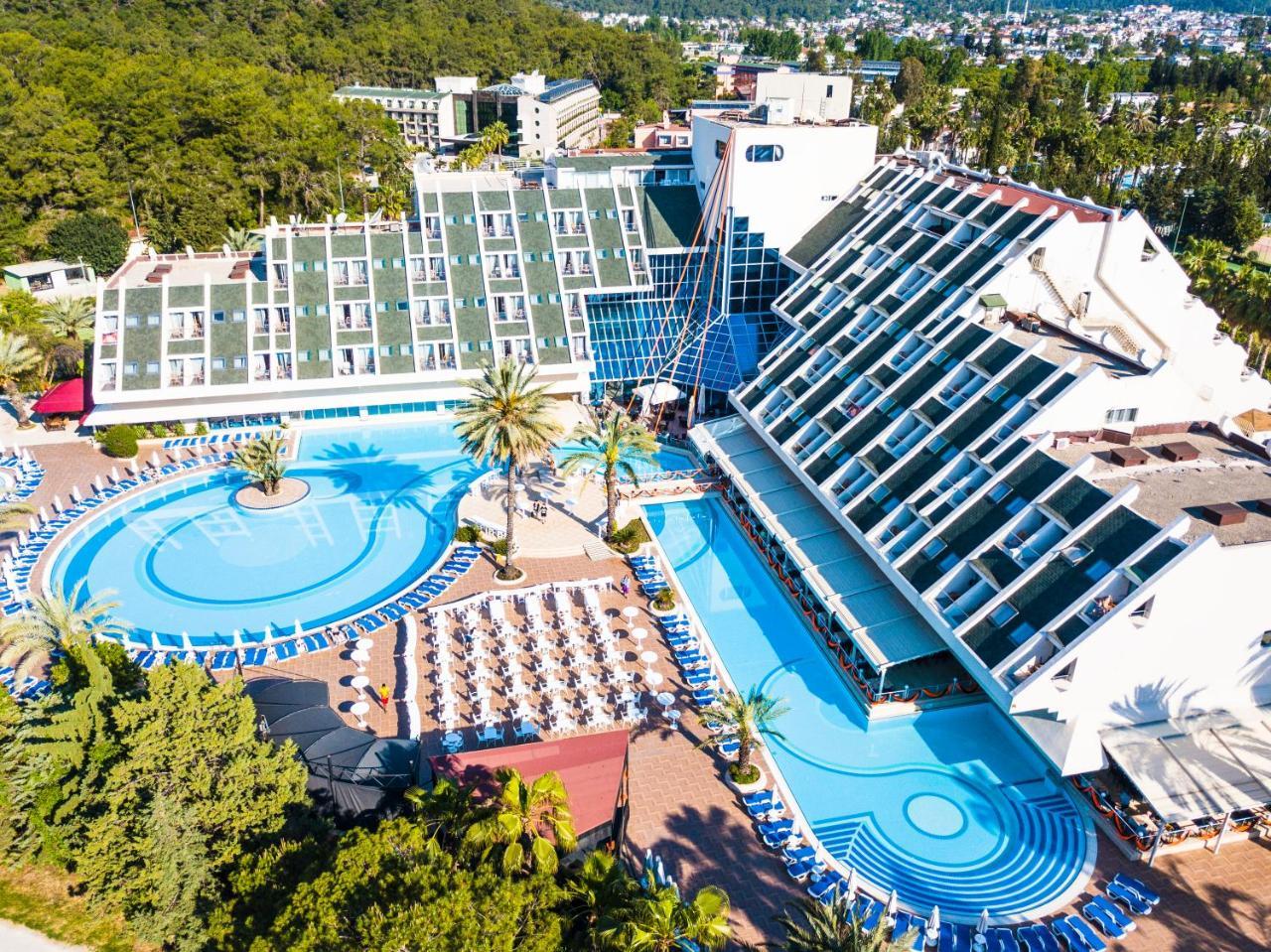 QUEENS PARK GOYNUK — KEMER