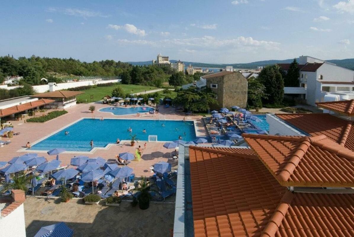PELIKAN HOTEL — DUNI — фотография отеля №2