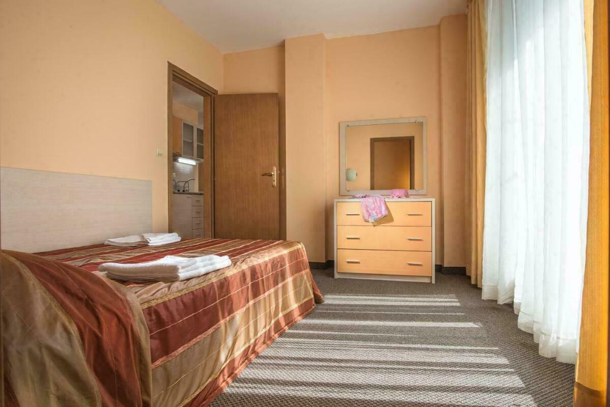 PRESTIGE CITY 2 PRIMORSKO — PRIMORSKO — фотография отеля №11