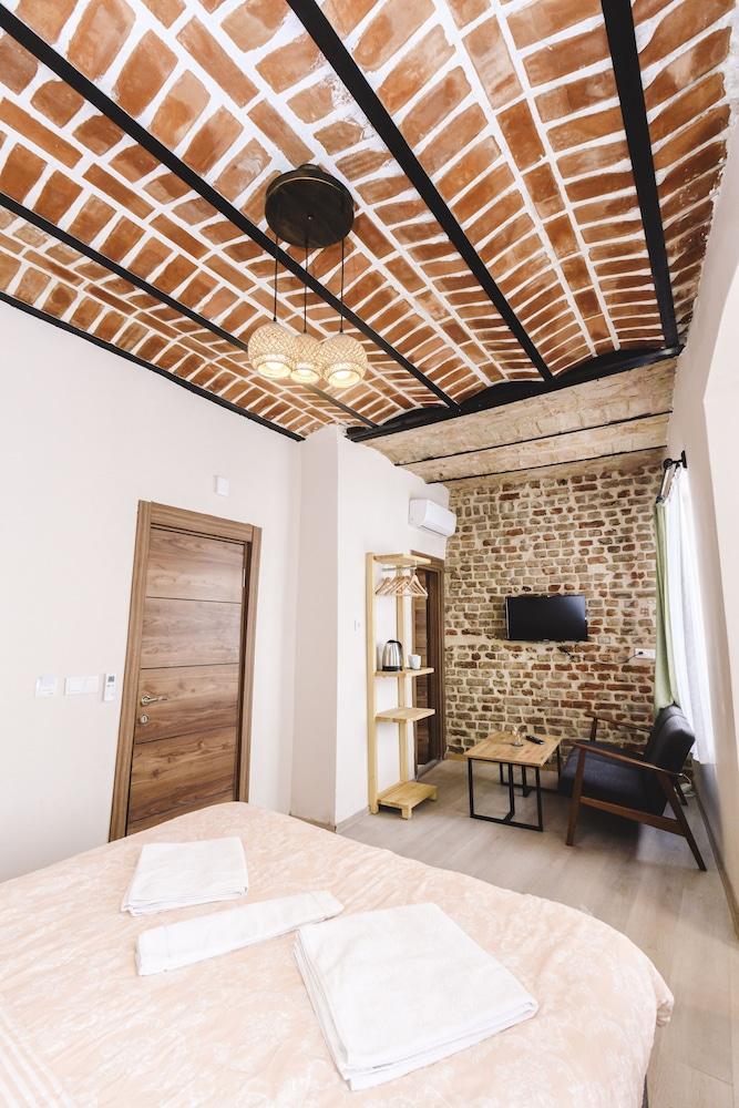 STYLISH PRIVATE ROOM AT THE TAKSIM — ISTANBUL — fotografie hotel nr. 13
