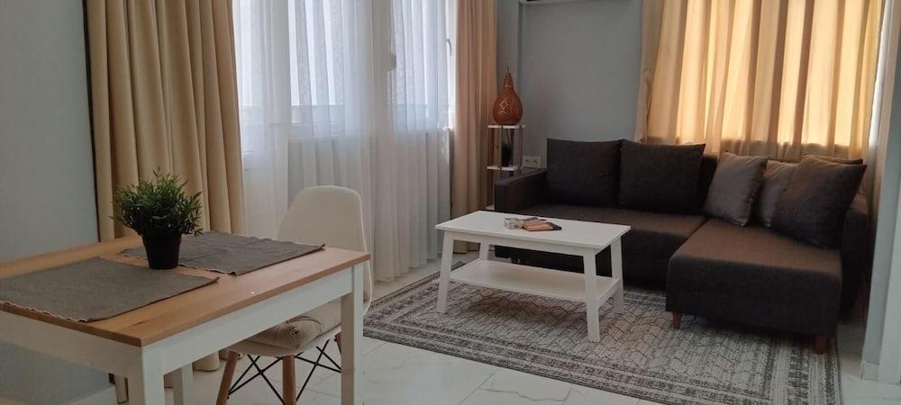 COZY FLAT W BALCONY 5 MIN TO BEACH IN ALANYA — ALANYA