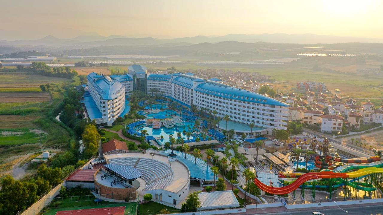 CRYSTAL ADMIRAL RESORT SUITES & SPA — SIDE