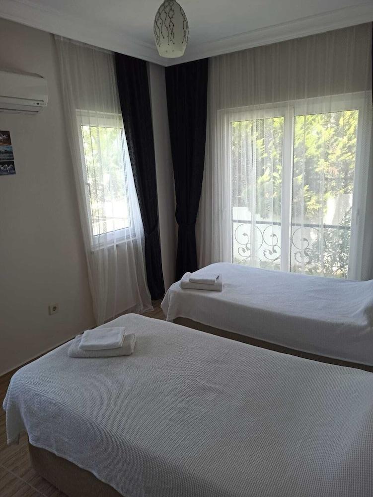 REMARKABLE 4-BED VILLA TASGIN 2 POOLS — DALYAN — fotografie hotel nr. 4