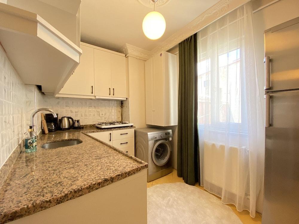 COZY AND CLASSY FLAT NEAR TAKSIM SQUARE IN BEYOGLU — ISTANBUL — fotografie hotel nr. 17