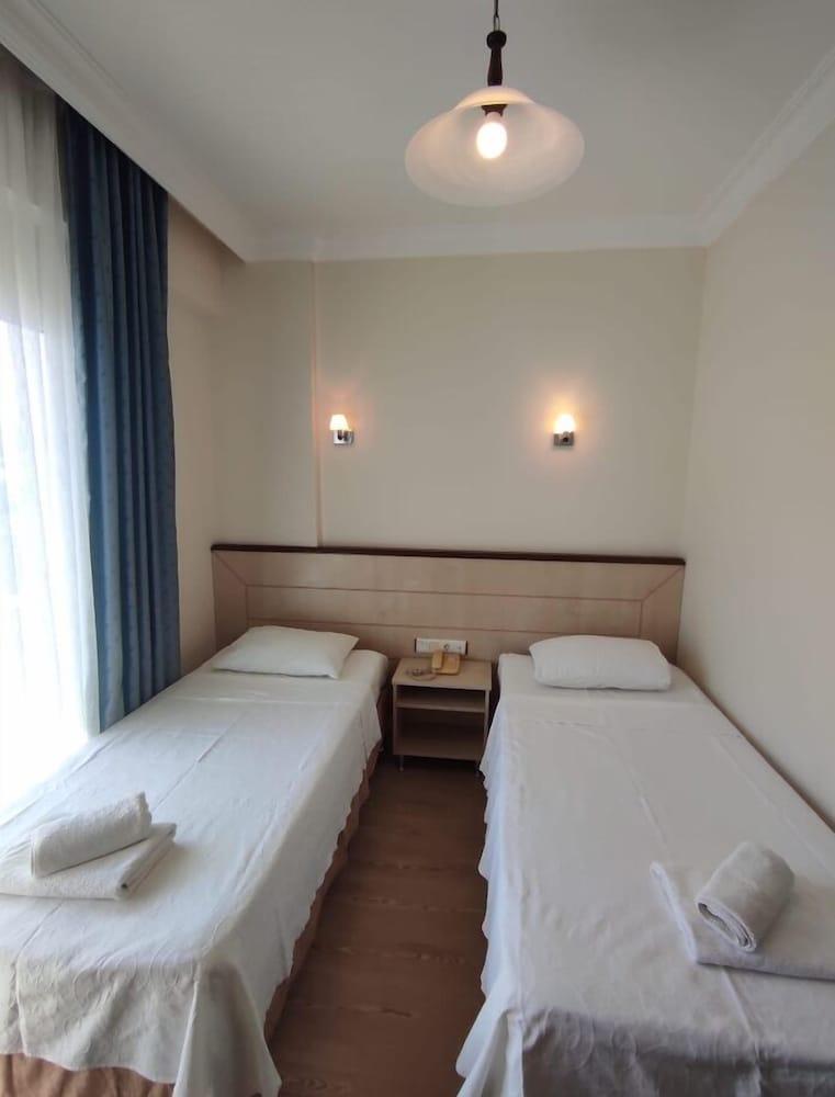 AYHAN OTEL — CESME — фотография отеля №10