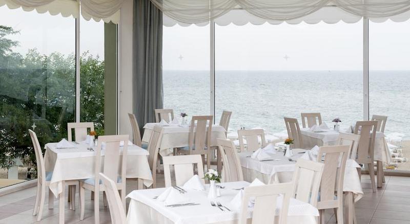ENCANTO BEACH GRIFID HOTEL — GOLDEN SANDS — fotografie hotel nr. 4