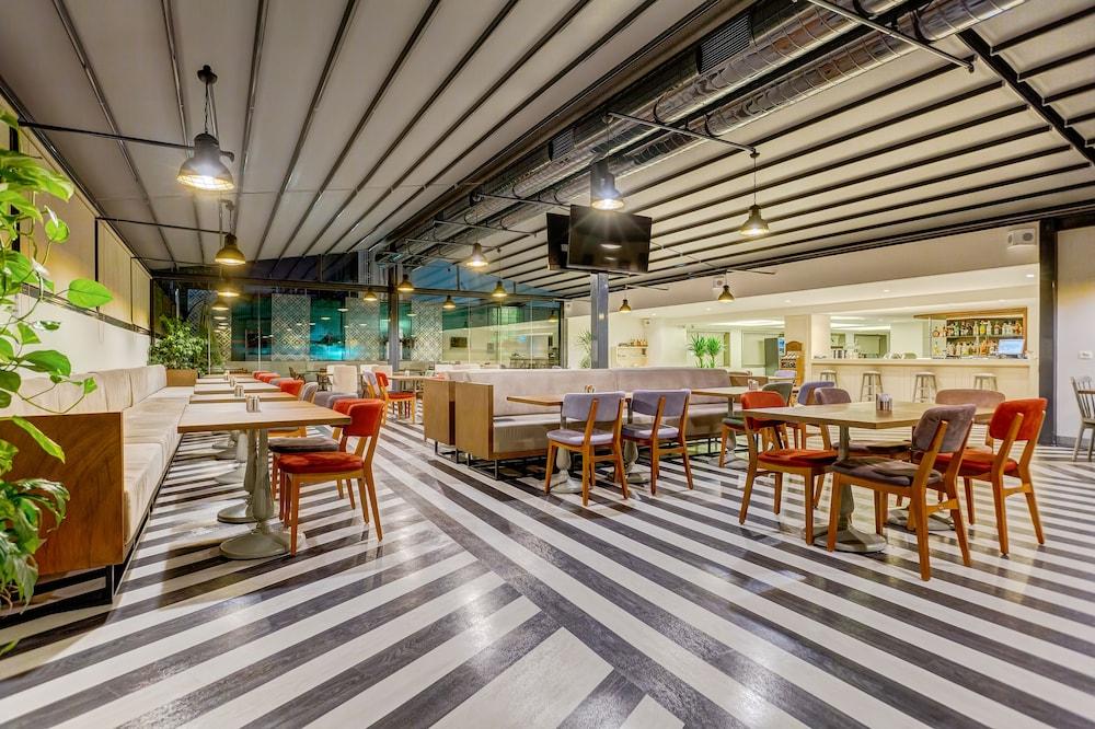 PLUS HOTEL BOSTANCI ATASEHIR — ISTANBUL — фотография отеля №33