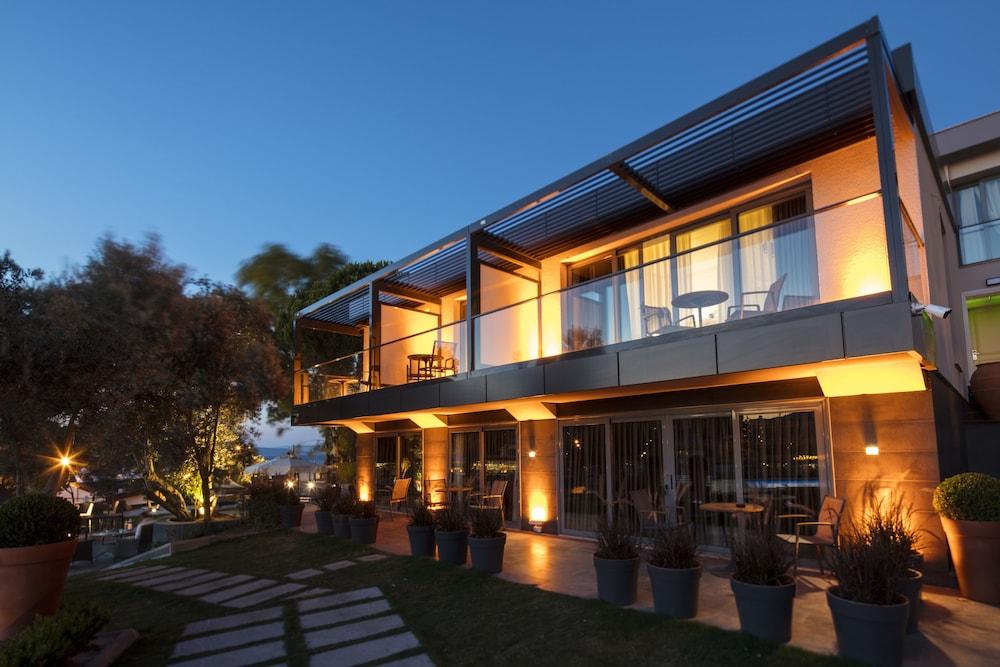 KUBANA HOTEL — CESME
