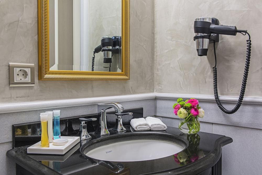 MERODDI BAGDATLIYAN HOTEL — ISTANBUL — фотография отеля №27