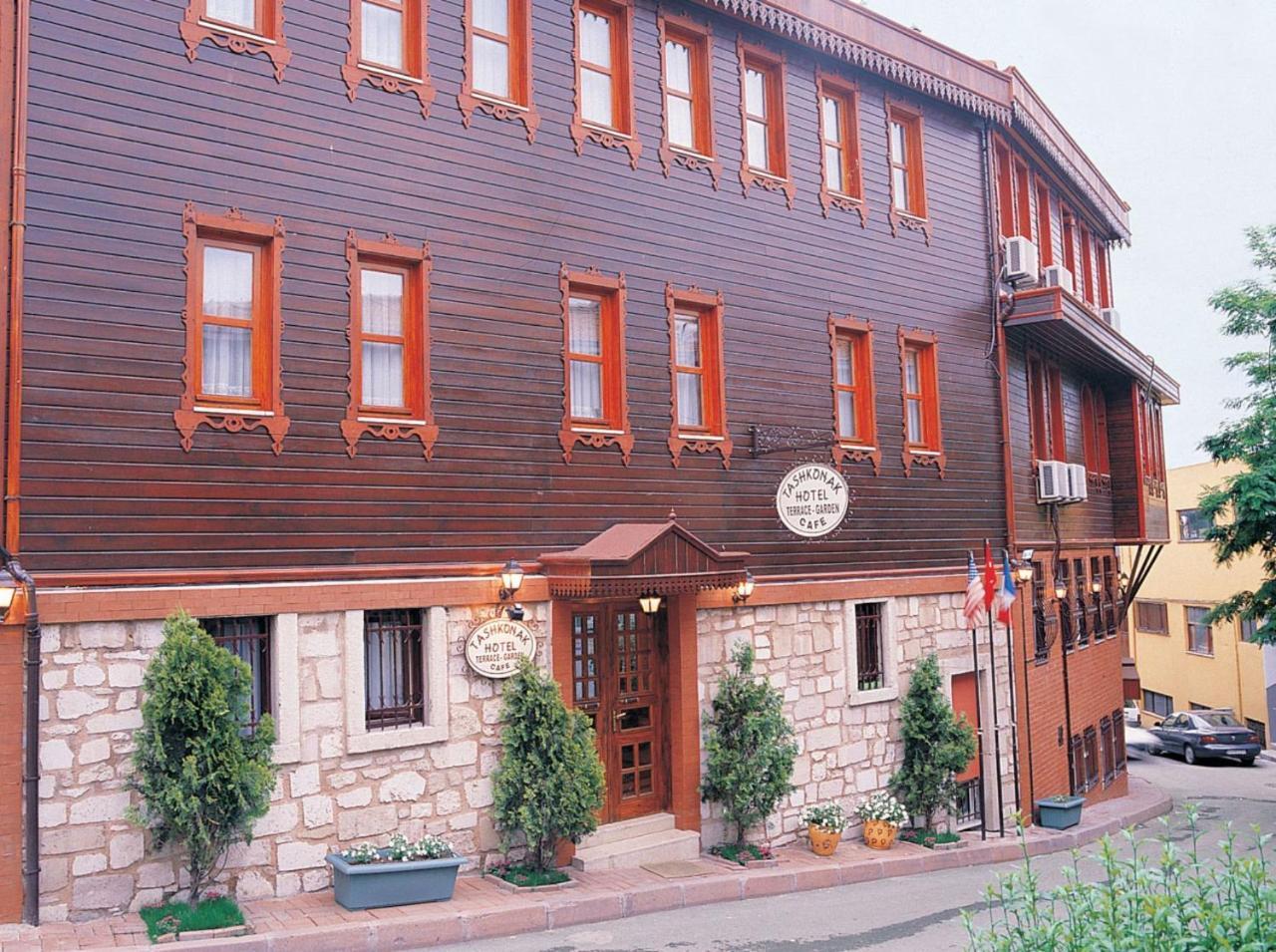 TASHKONAK HOTEL — ISTANBUL