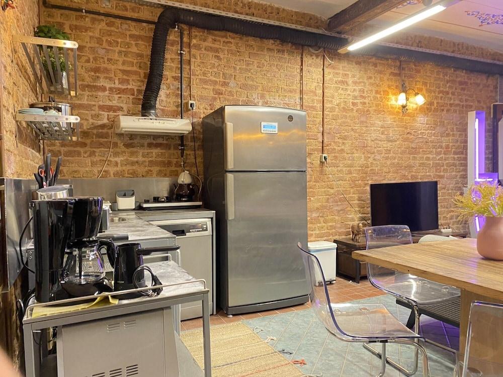 CENTRALLY LOCATED HISTORICAL FLAT IN BEYOGLU — ISTANBUL — fotografie hotel nr. 4