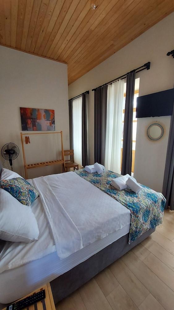 PURHAYAL PANSIYON (ADULTS ONLY) — CESME — fotografie hotel nr. 2